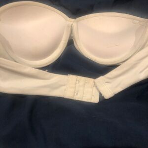 Ambrielle Cream Strapless Bra